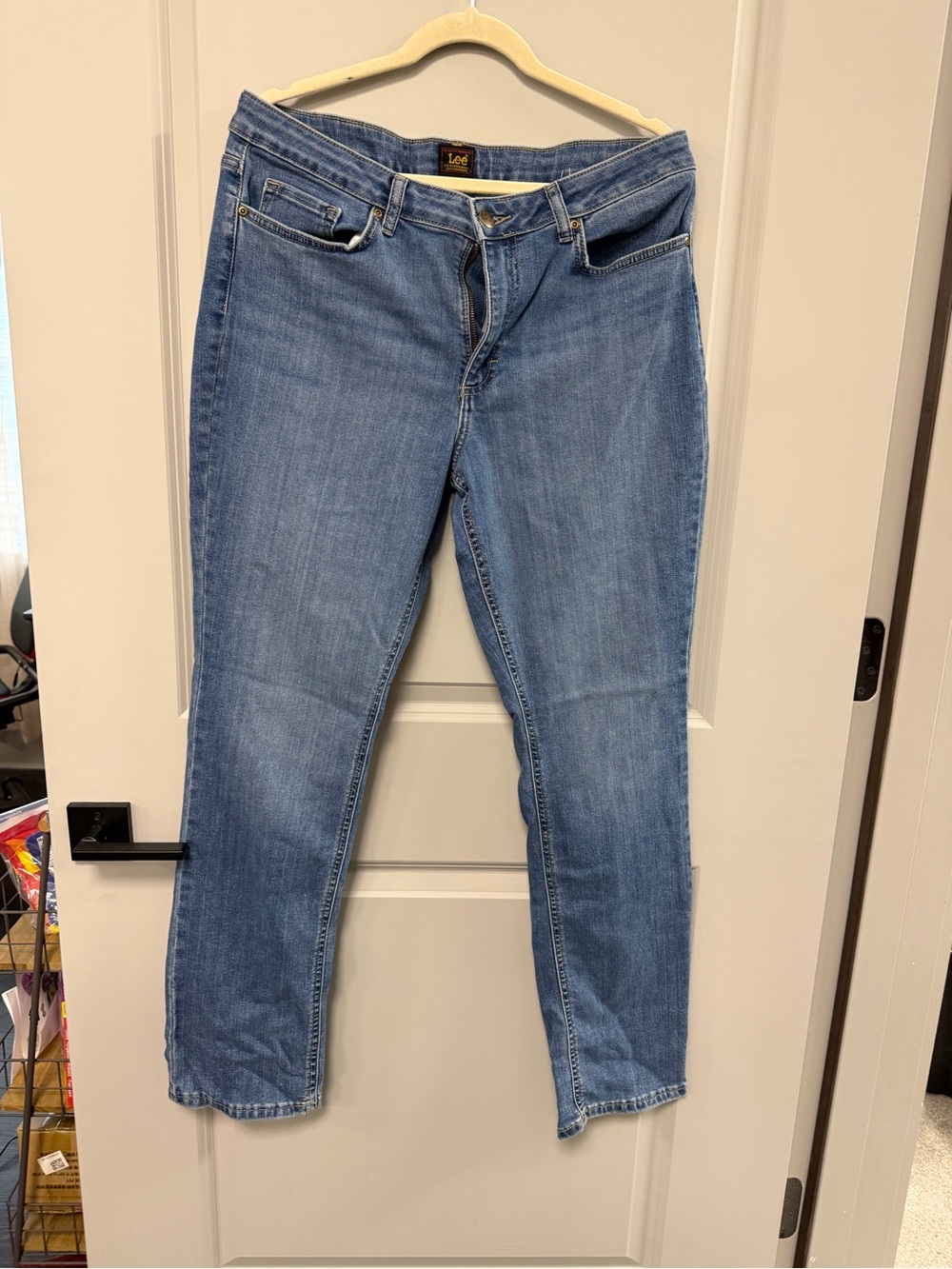 Lee Straight-Leg Women’s Jeans in Light Blue Denim
